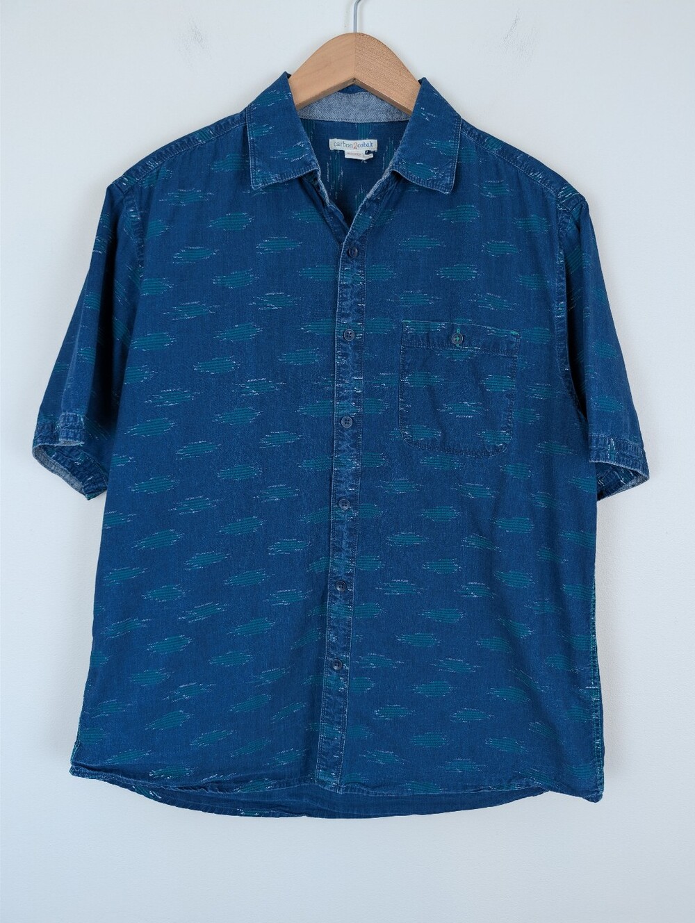 Carbon2Cobalt Short Sleeve Line Design Print Button Front Shirt size Medium